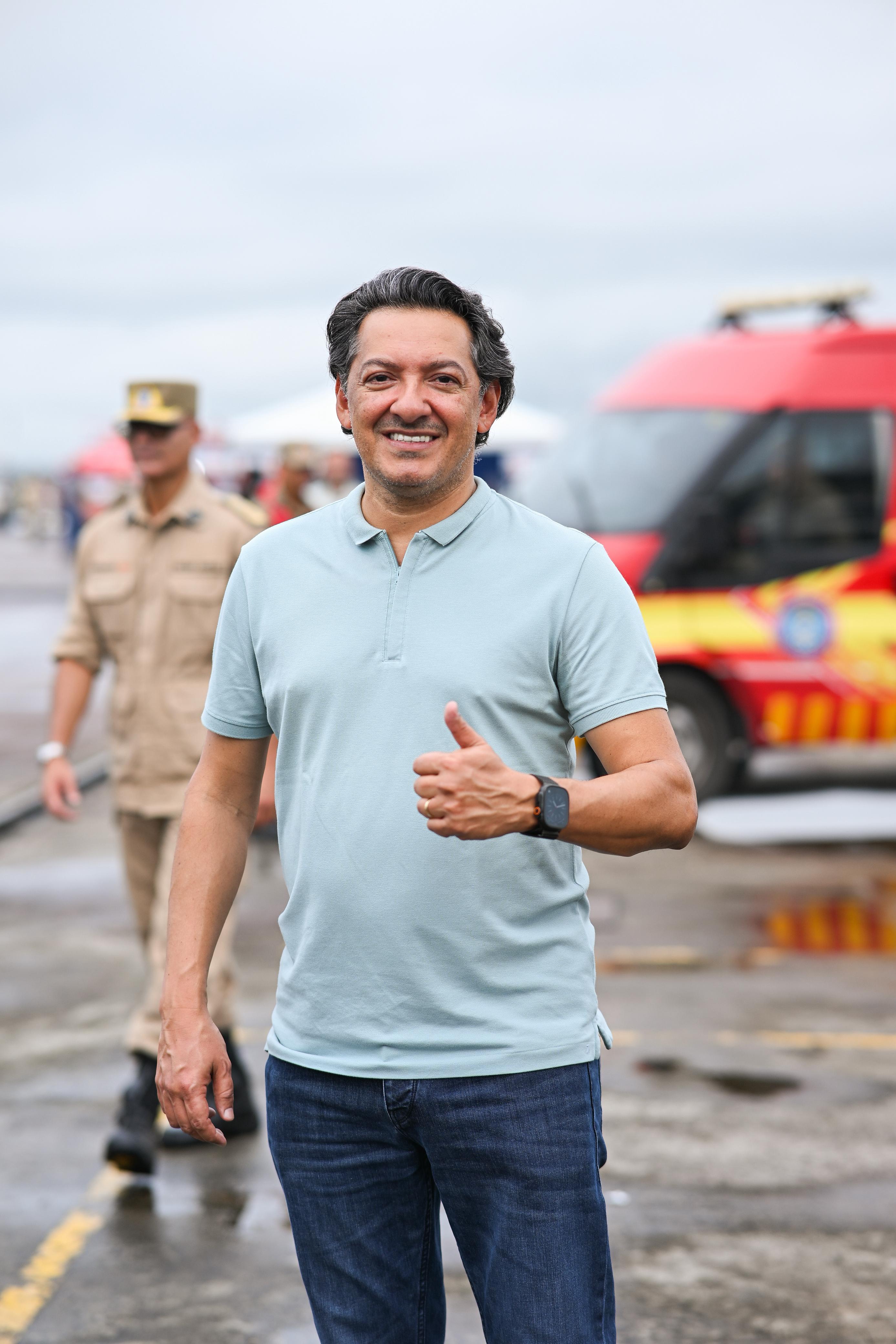 Deputado Felipe Souza em compromisso público